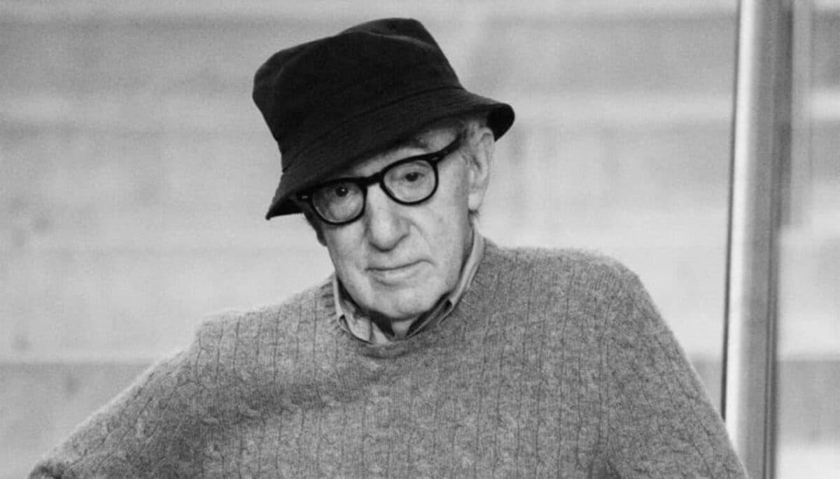 Woody Allen, regista, attore e sceneggiatore, vincitore di quattro premi Oscar